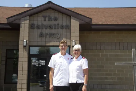 Esky's Salvation Army gets new captains